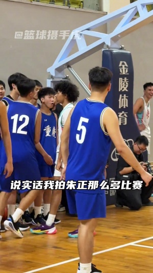 im电竞官网-带队逆转！U19国青朱正对阵国内高中生：过半场就扔 无视防守炸扣