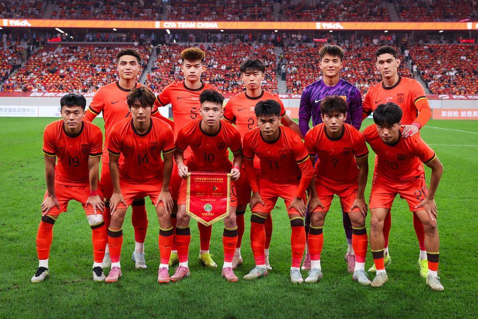 im电竞-耻辱?U22国足面对4万人口业余队半场轰21脚仅1-0!王钰栋看呆了 im电竞-耻辱?U22国足面对4万人口业余队半场轰21脚仅1-0!王钰栋看呆了